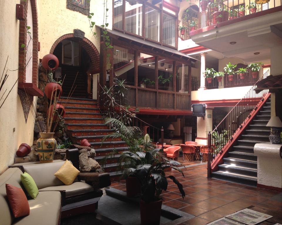 มิซิออน ชาลาปา พลาซา เด ลาส กอนเบนซิโอเนส Hotel คาลาปา ภายนอก รูปภาพ
